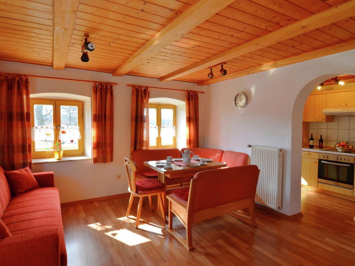 Lovely Holiday Home In Viechtach Near The Forest Exteriör bild