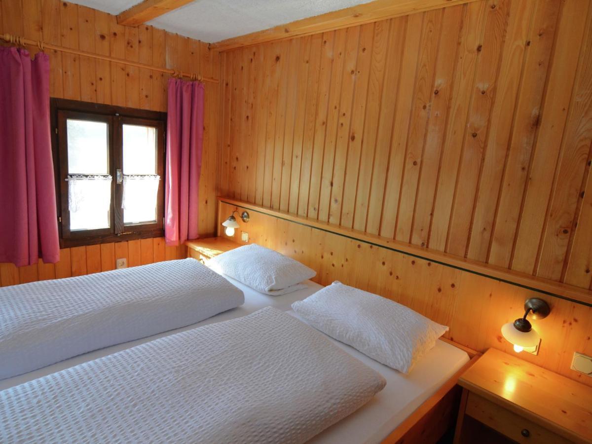 Lovely Holiday Home In Viechtach Near The Forest Exteriör bild